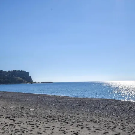 Lovely Apartment In Palmi *